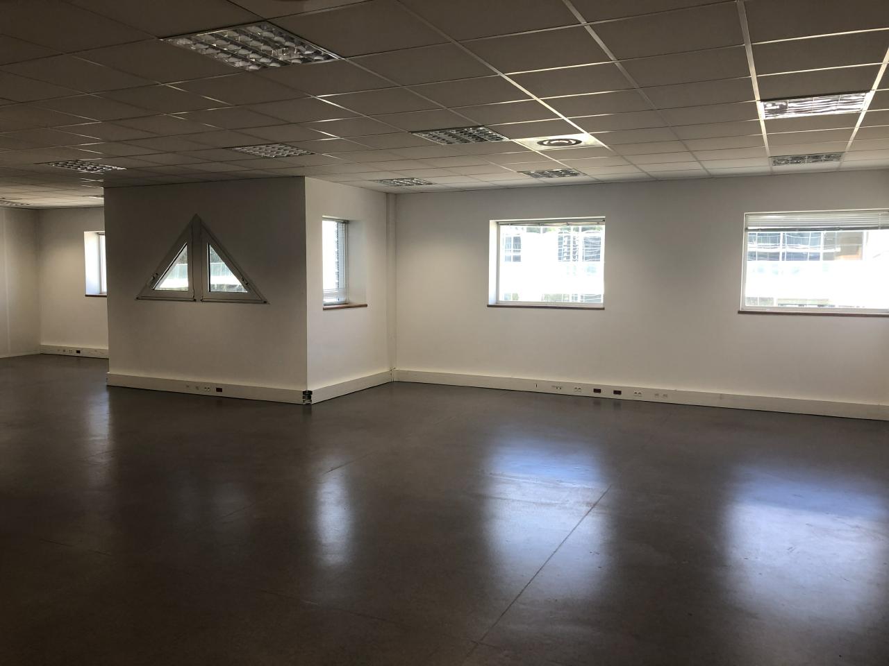Bureau Sophia Antipolis 1350m² Location bureau Sophia Antipolis Alpes-Maritimes OLBUR2115412 2